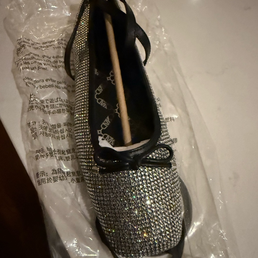 Michael Kors Collette Crystal Embellished Ballet Flat NWT Size 8 - Picture 7 of 7